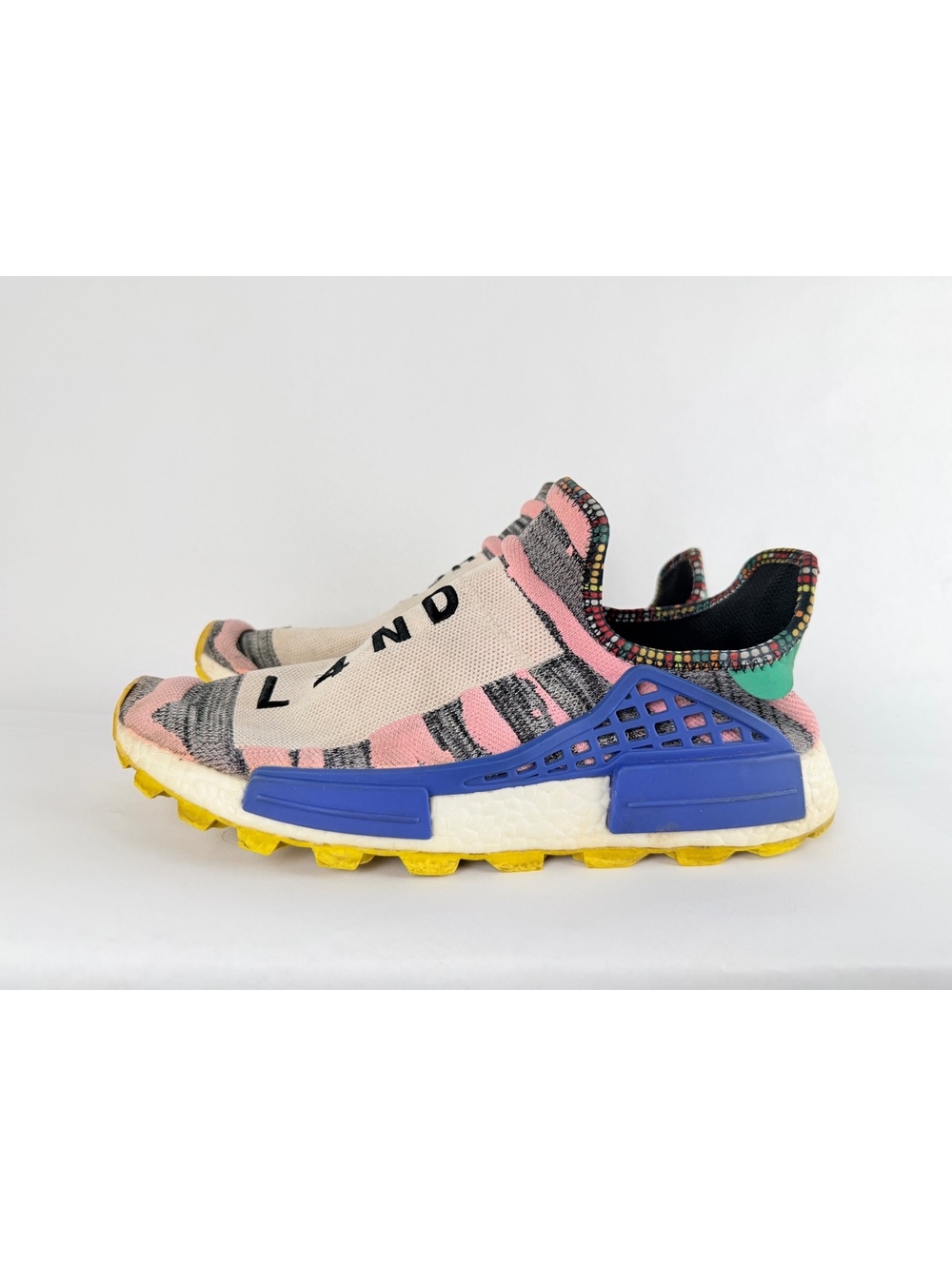 adidas NMD Hu Solar Pack Mother Land Pharrell BB9531 Men's Size 10 Sneakers